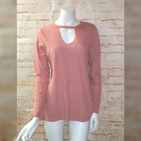 Ultra Flirt Tops - 🌸 Ultra Flirt L Blush Long Sleeve Top Choker Neck